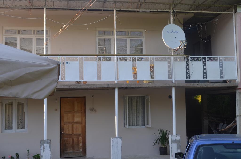 Bata Apartment Sarpi Exterior photo
