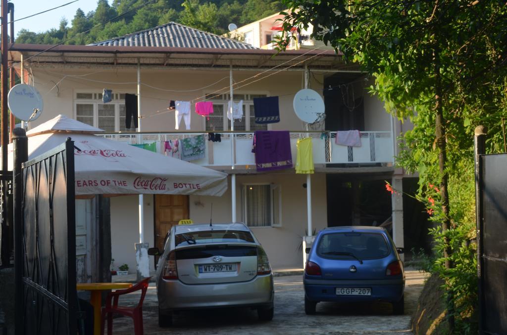 Bata Apartment Sarpi Exterior photo